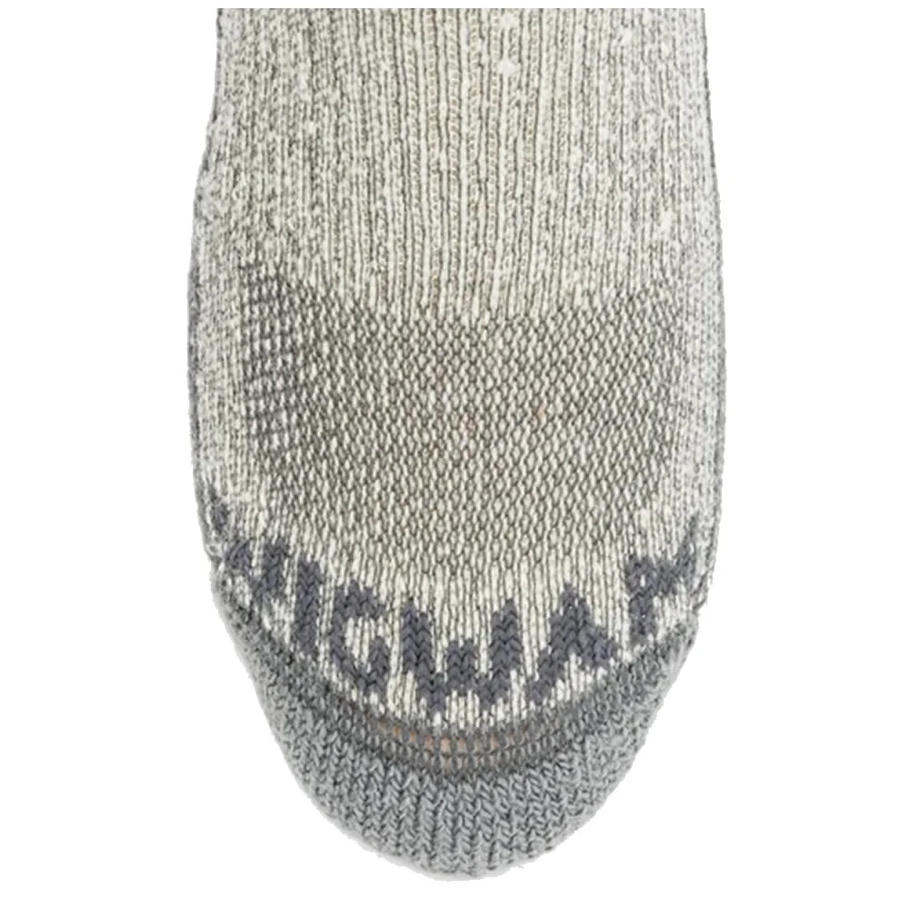 Merino Woodland 057 Charcoal 02