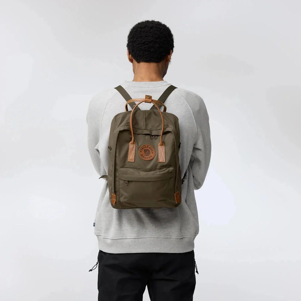 Kånken No. 2 Laptop 15 Dark Olive4
