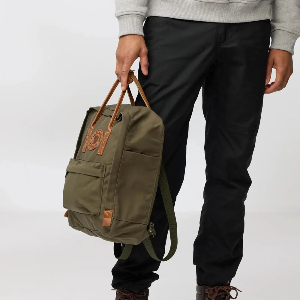 Kånken No. 2 Laptop 15 Dark Olive7